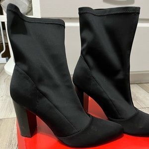 Eva Mendes NY&Company Boots with Heels; Color: Black; Size: 8